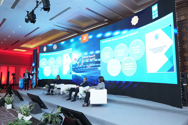 Conférence-pour-l’Académie-de-Police-pour-les-sciences-de-la-sécurité